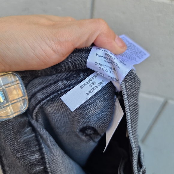 Madewell | The Perfect Vintage Jean in Connell Wash: Ripped Edition Size 26 - Picture 12 of 12